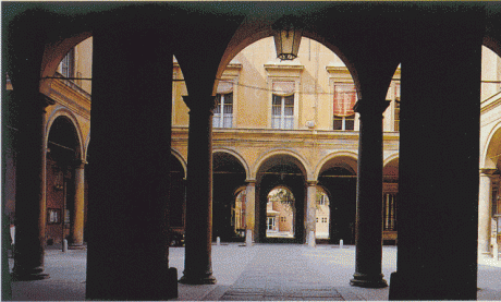 university_1348772345_259_u-bologna.gif