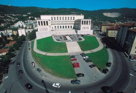 university_1478018620_327_univts01ma.jpg